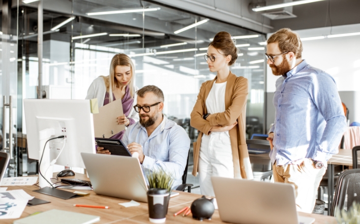 team thinking a strategy for the project